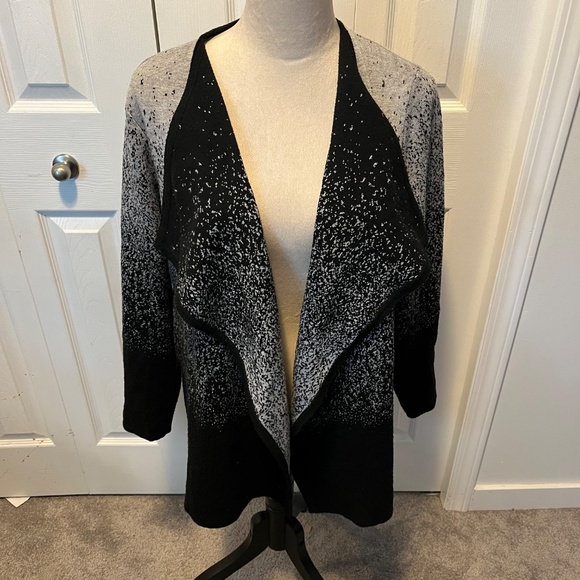 Contemporarie size L cardigan - Picture 3 of 14